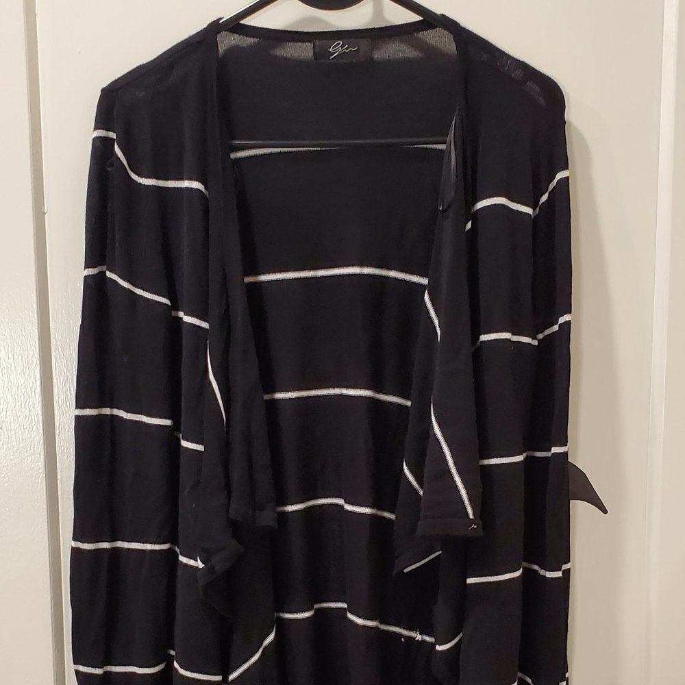 Medium Black and White Striped Cardigan